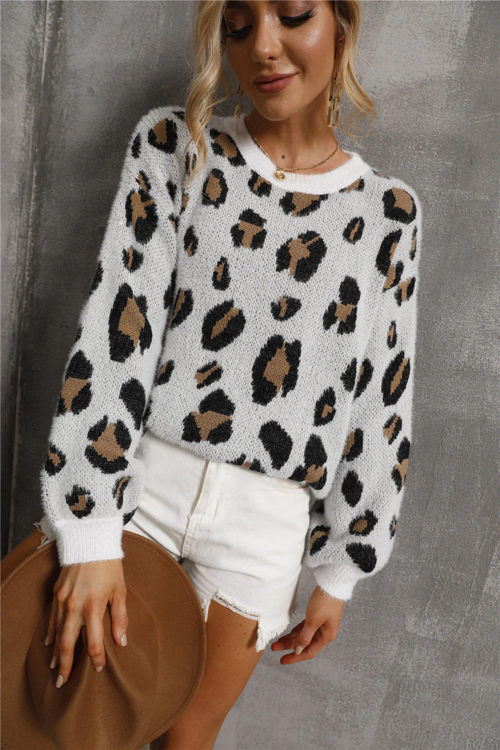 Large Size Leopard Sweater – Image 2
