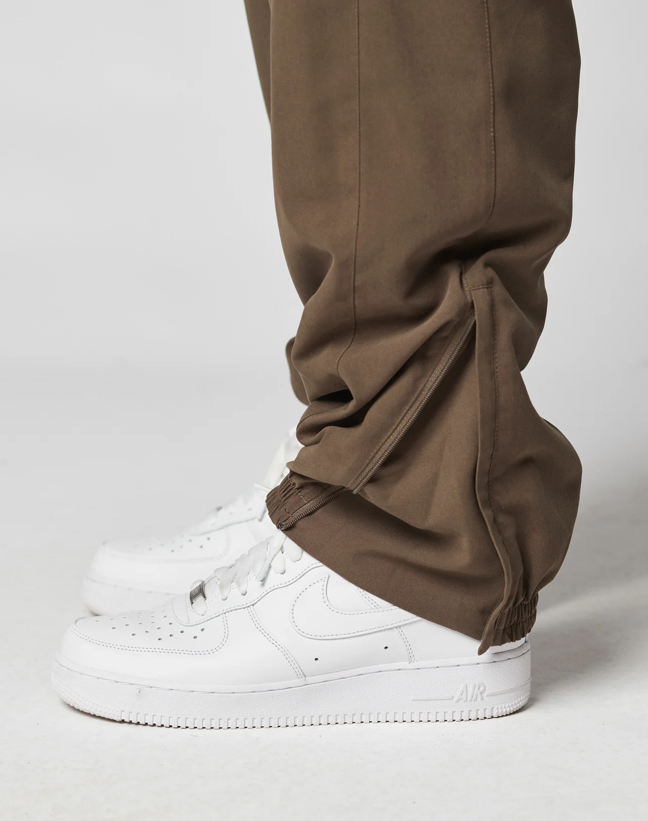 LFDY Trackpants – Image 4